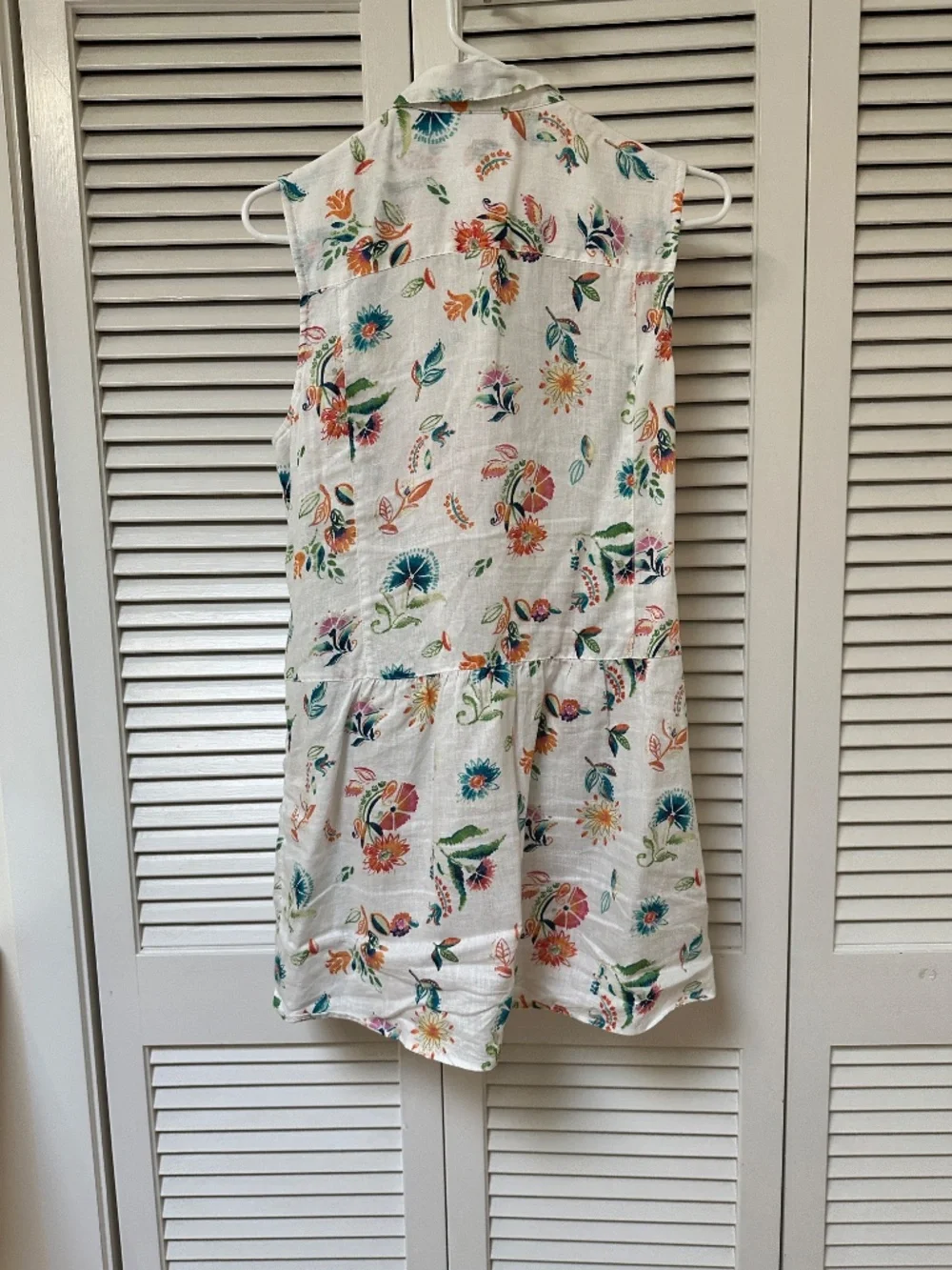 J. Jill Love Linen Sleeveless Top White Colorful Floral Buttons Small Tall - Picture 8 of 14